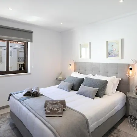 Sea View By Mateus & Justiniano *
